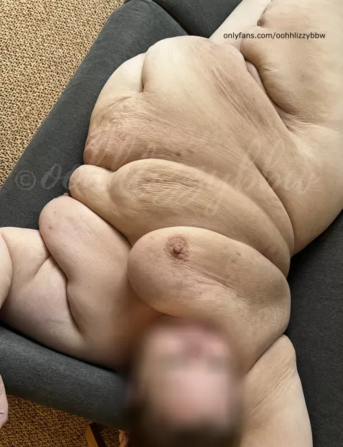 Tell me if you would like to shoot your load on my fat body standing over me like this.