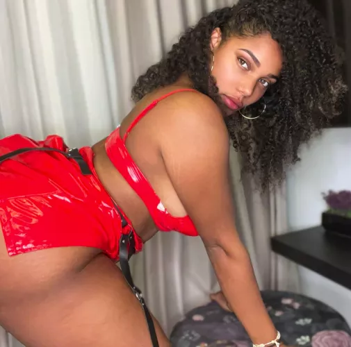 Want someone to shower me in kisses