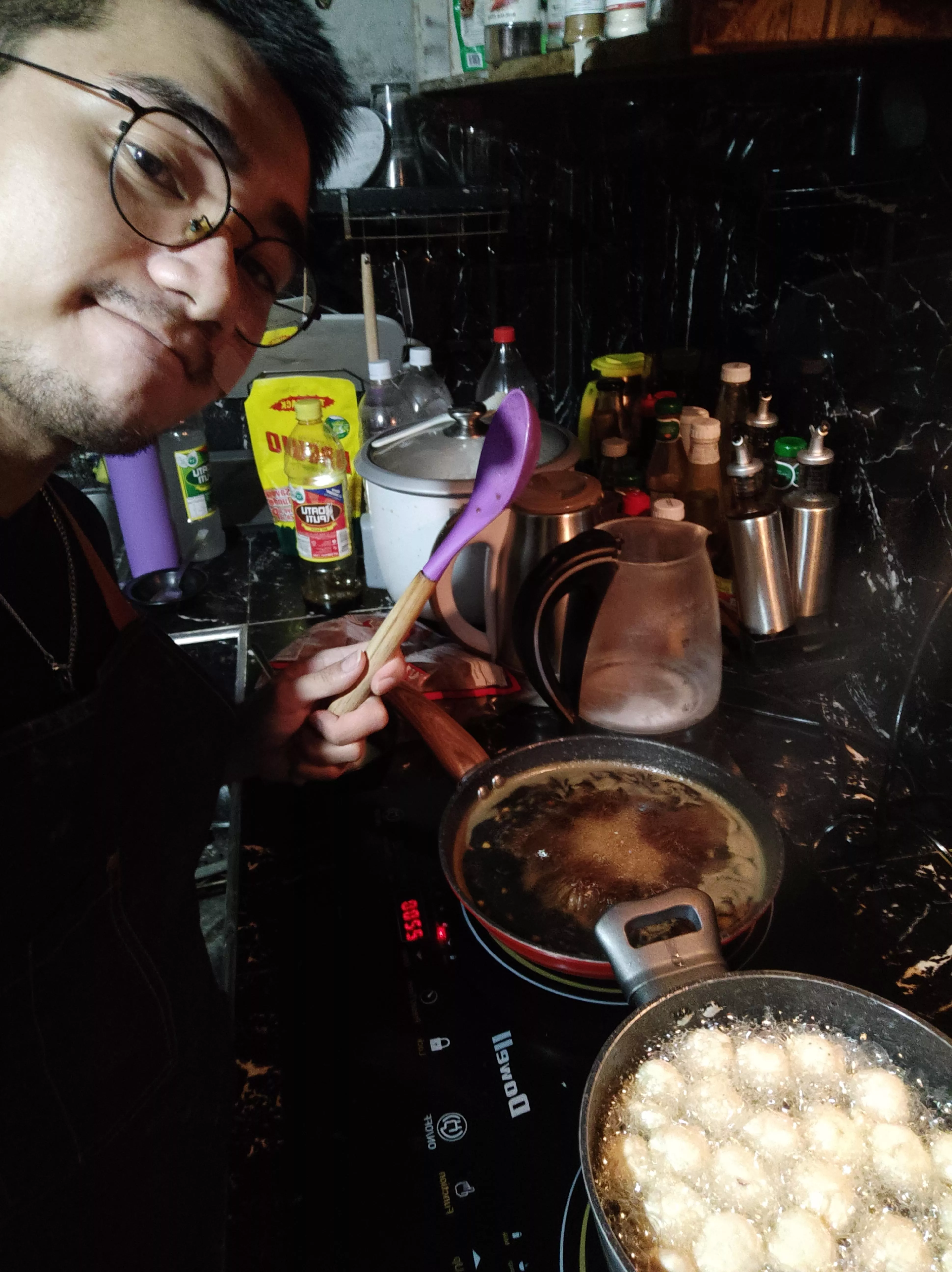 Was about to shower but then my mother wanted a snack... So I am cooking again 😂