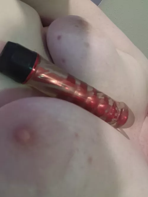 Wish one of you ladies would put it in me 😘