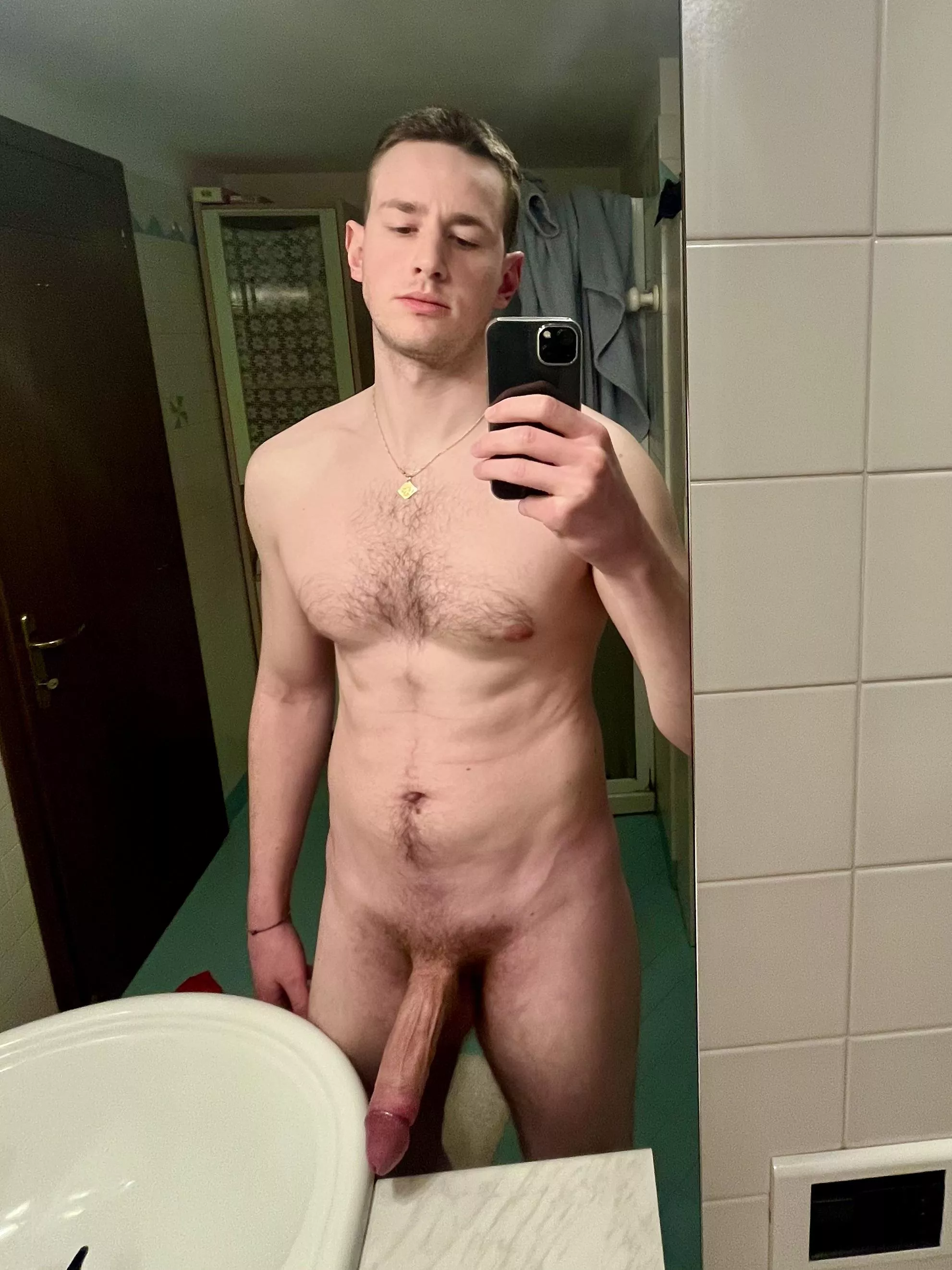 Would u date me? 😜