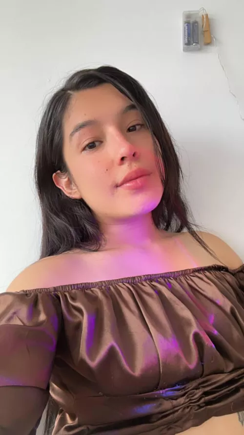 You cool with tops like this as a boyfriend?