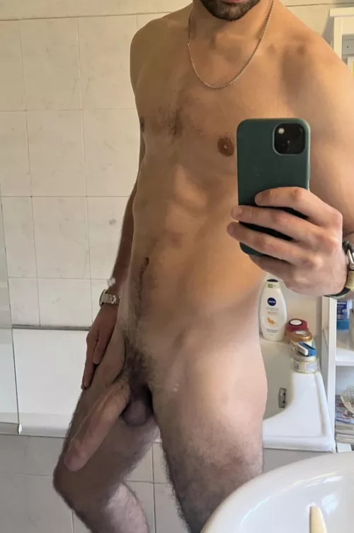 19 dom, add me if u wanna be ordered, any1 add, any age, show face, @calebbater69