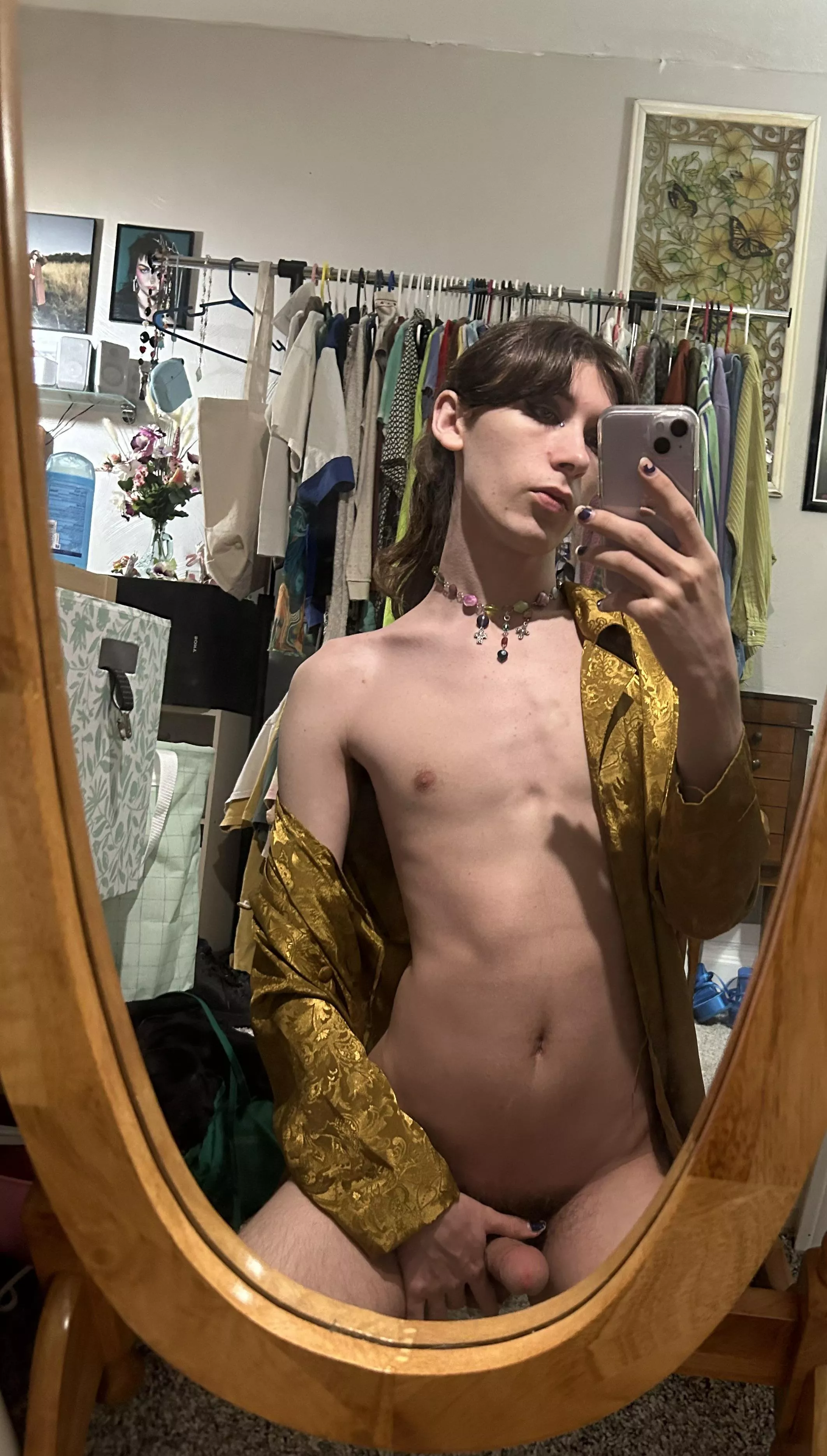 19 mtf for chubby/husky college boys or daddies to give me JOI sc: bugs4brain 