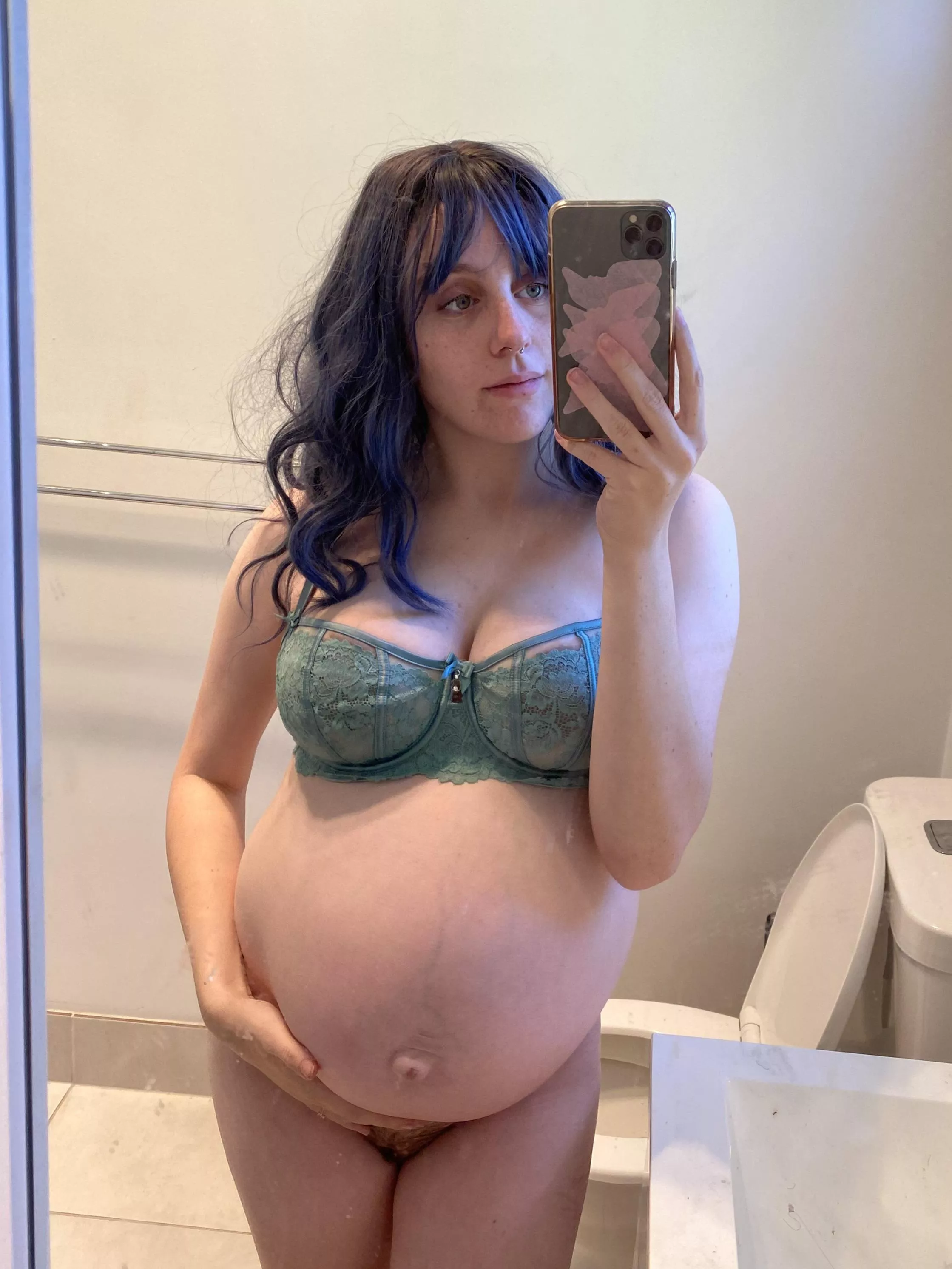 36 weeks and ready to be railed