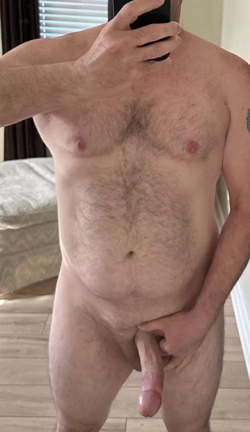 [44] Working on getting rid of the dad bod. Would you take daddy as I am?