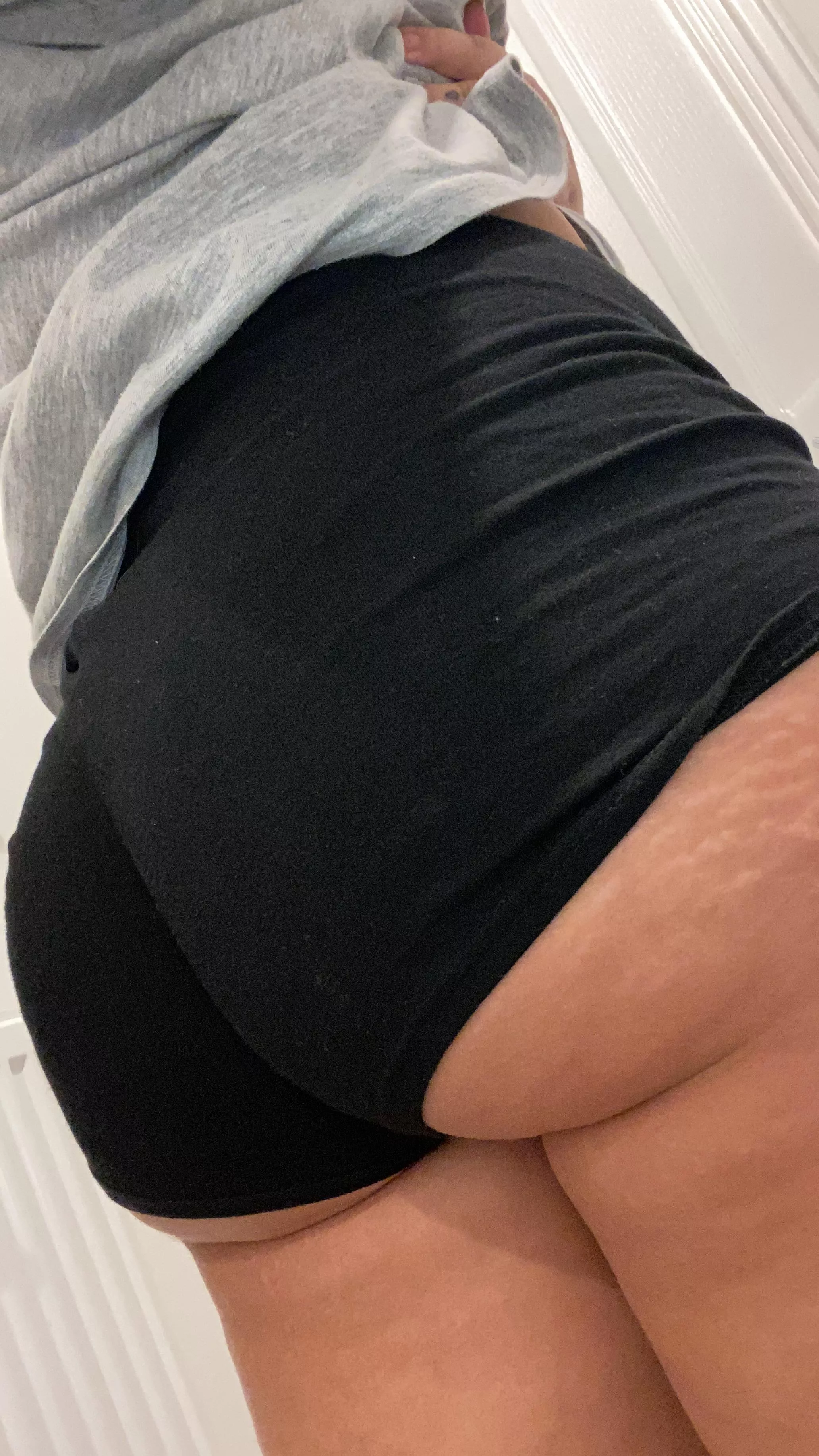 All things naughty 🤪 message me for any weird requests, fetish, fantasies👀