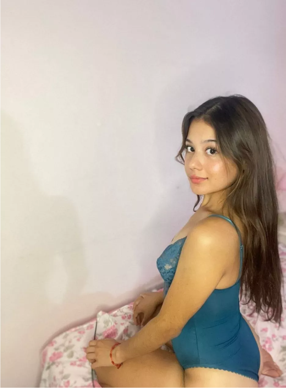 all you need in your life is a naughty Mexicana GF!