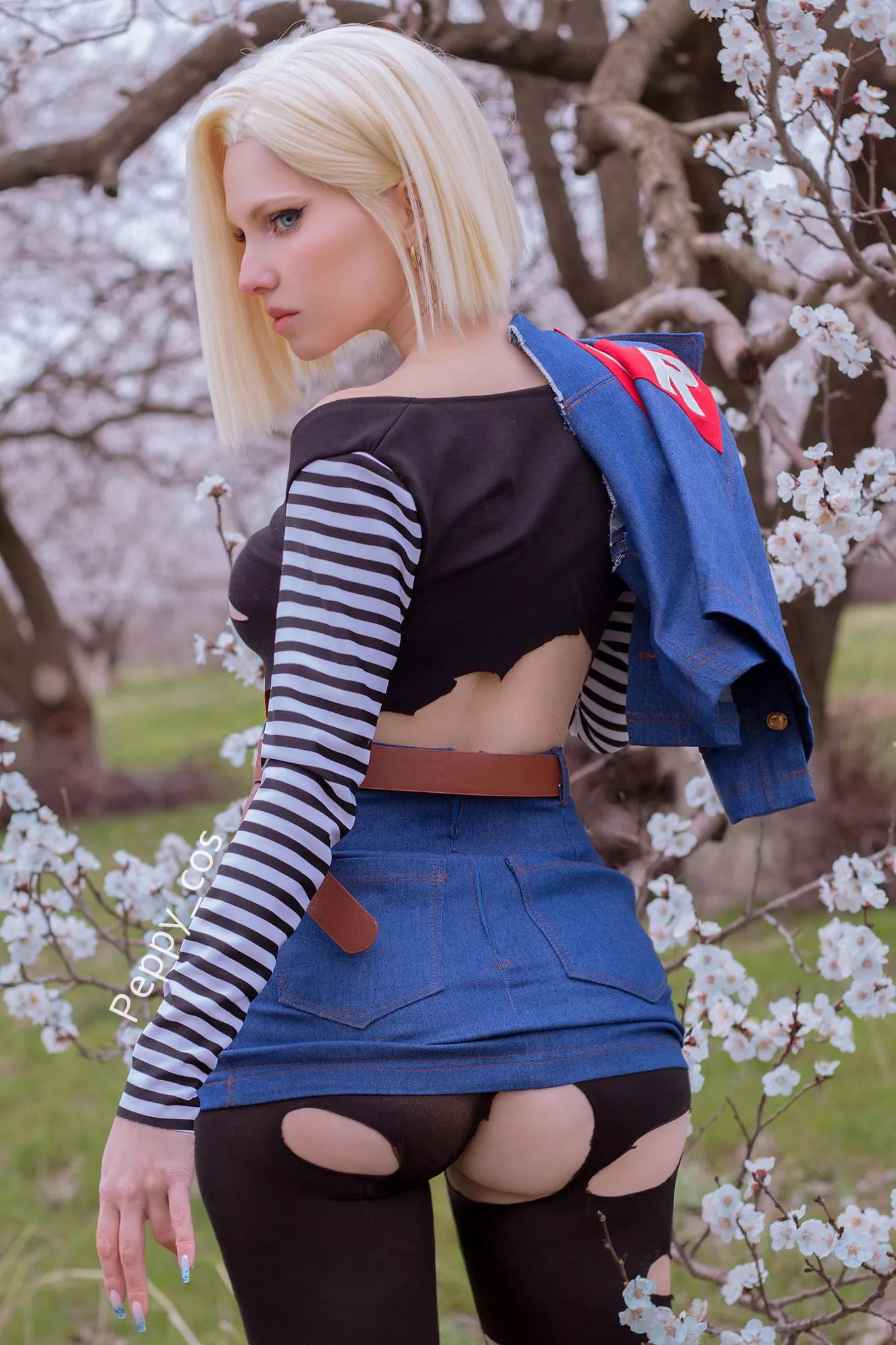 Android 18 from Dragon Ball by Peppy_cos