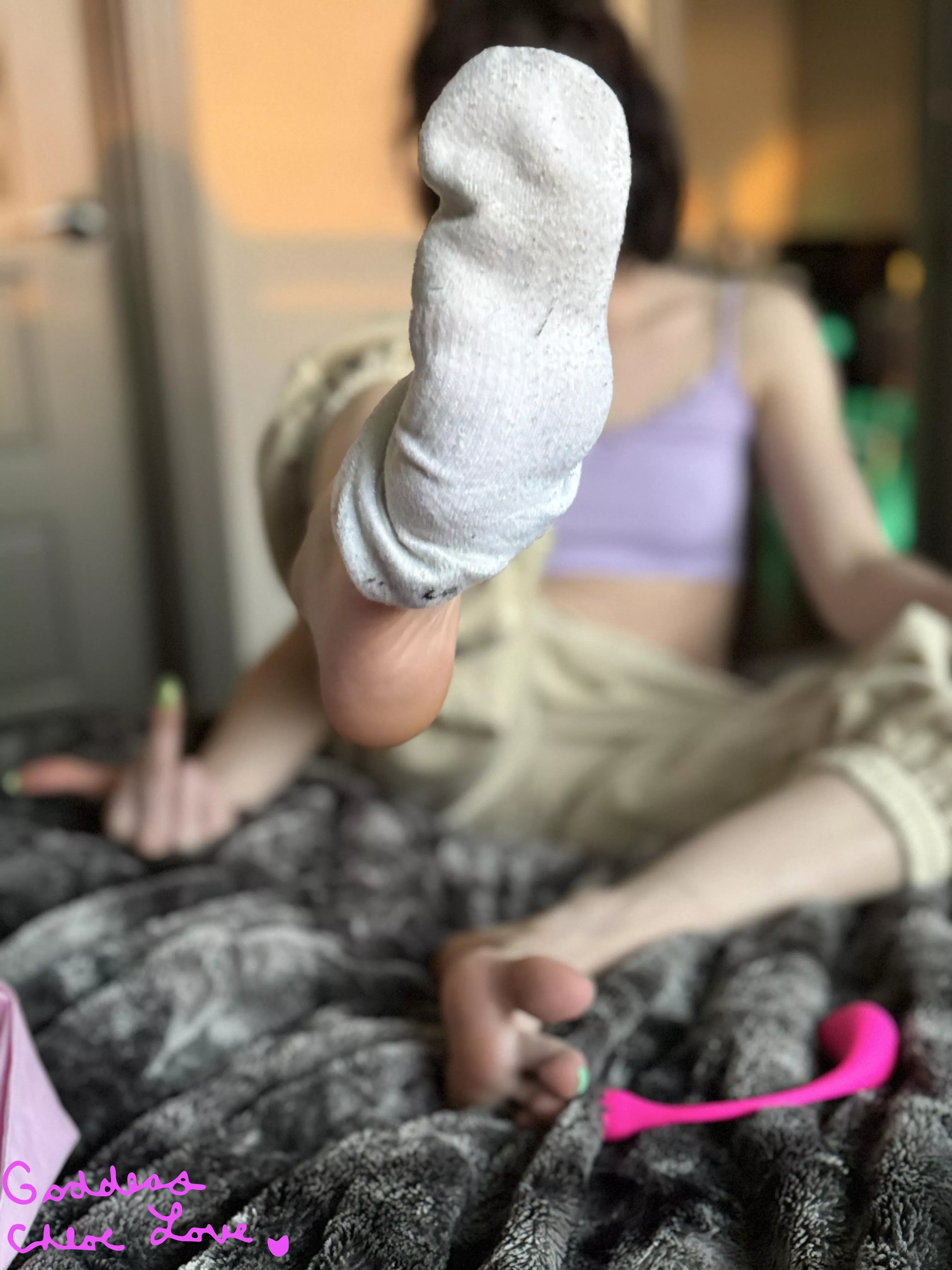 [F]23 Take them off with your teeth 🐶