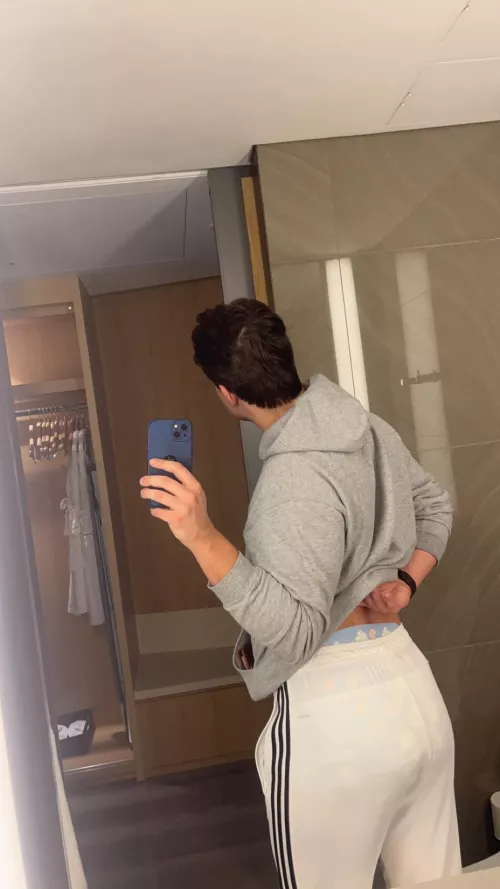 Going to the airport…How obvious will my diaper be?