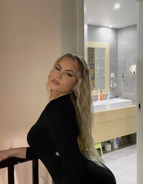 Hope you like my dress :)