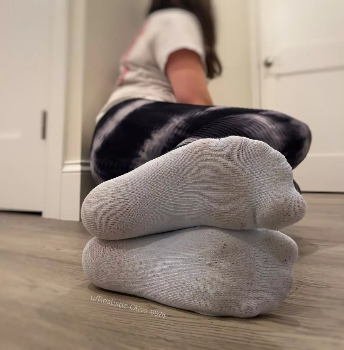 How badly do you want to sniff my socks 🧦