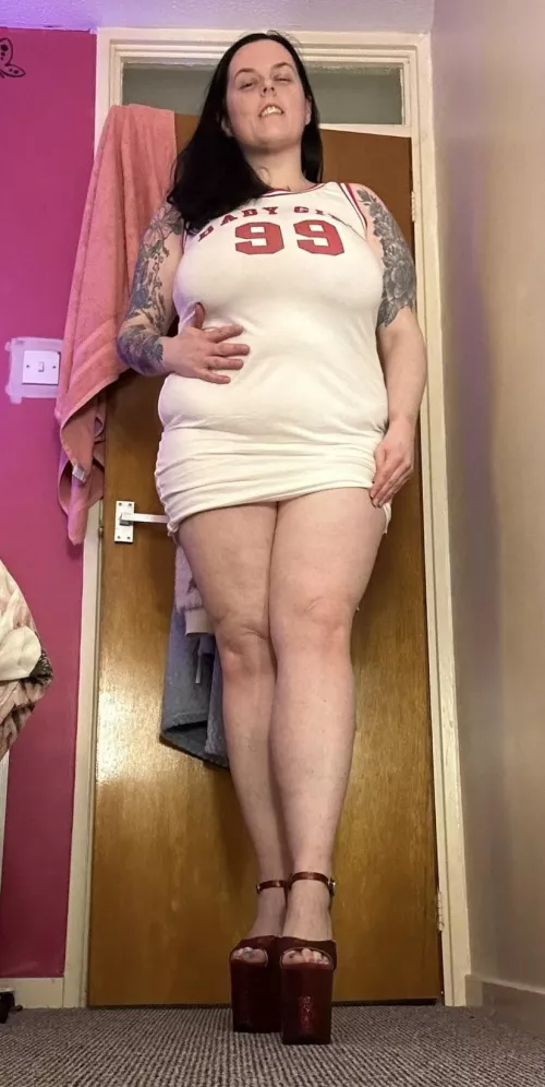 How’s my outfit? 💋