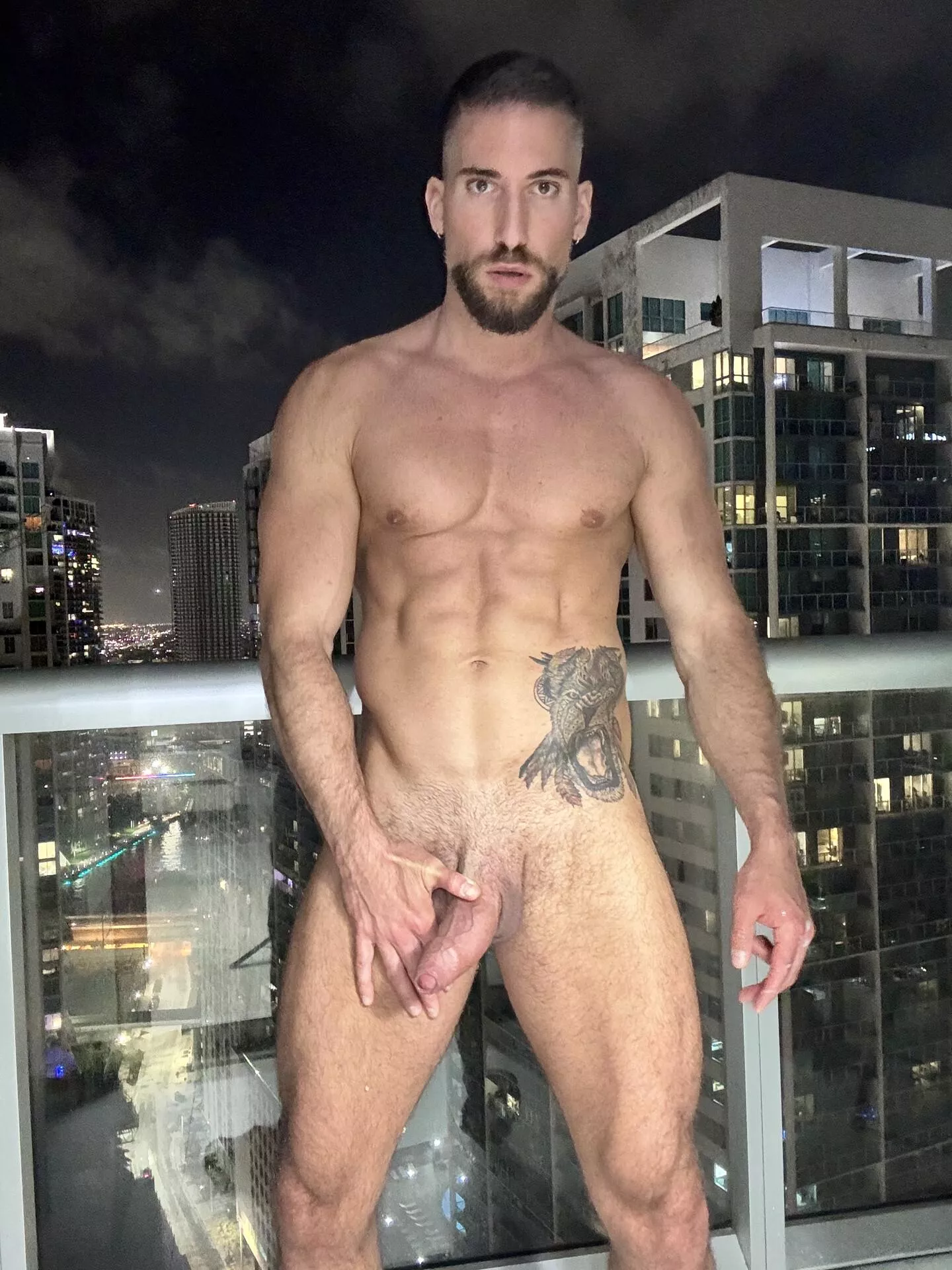 I just love getting naked for reddit, can't help it.