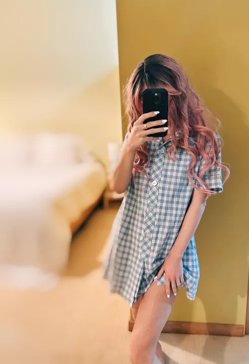 I know you want to see what is under this girls uniform..