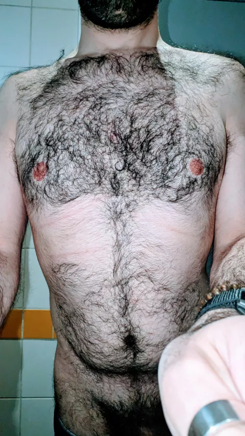 I should work instead of taking those pics.