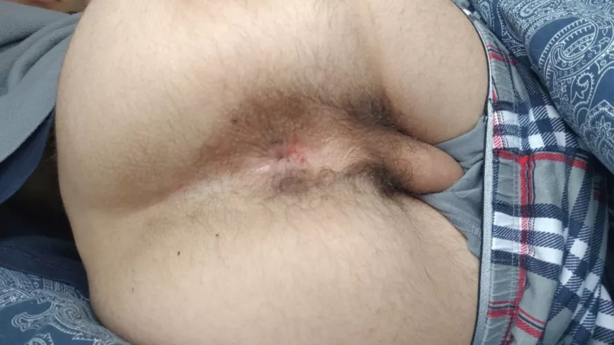 If are interested in blackmailing me dm me and I'll send you some content 