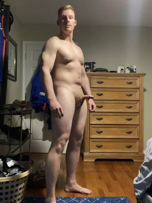 I’m so high and horny. I wanna give one lucky slut a creampie [M]