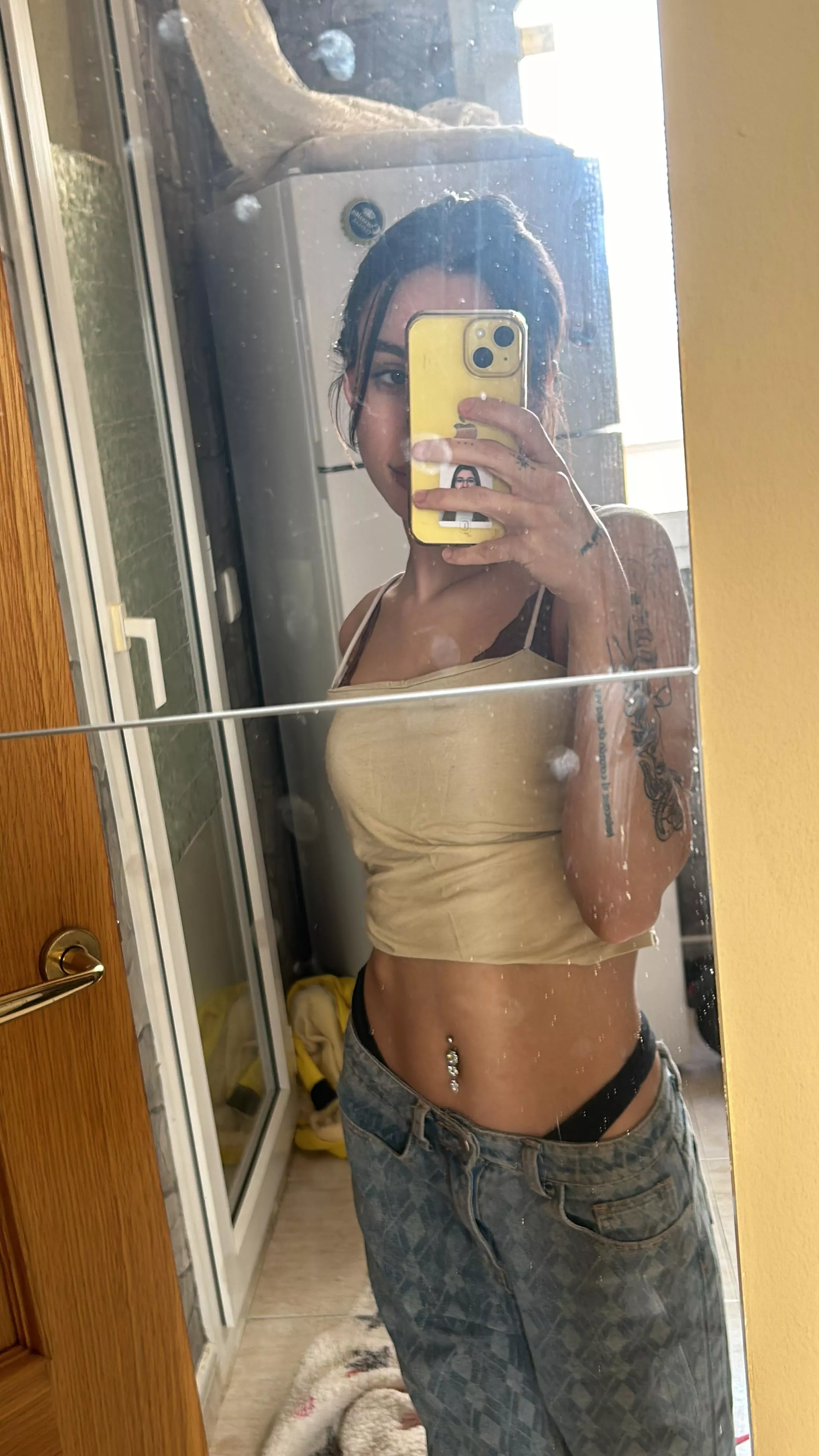 Literally no tits and fully shaved , am i your type