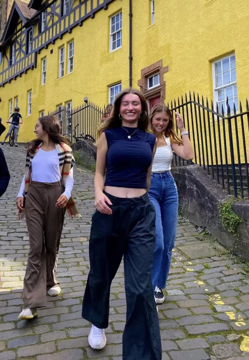 Main character bounce