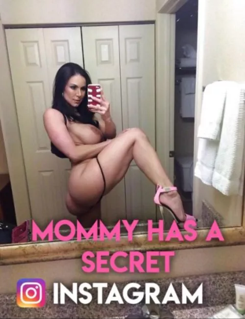 My bully told me about my mom’s secret Instagram account and how it’s full of videos of him clapping her cheeks 