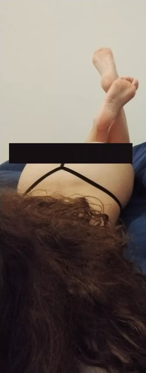 My feet are cold, can I warm them by rubbing your dick?