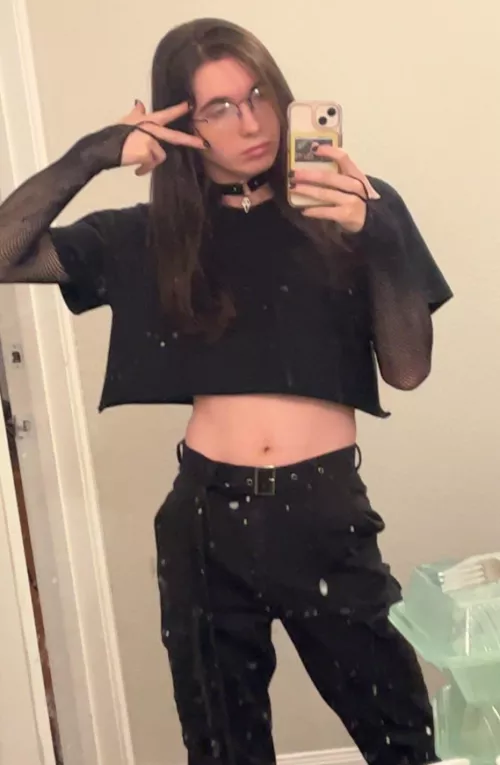 One of my fav outfits🖤