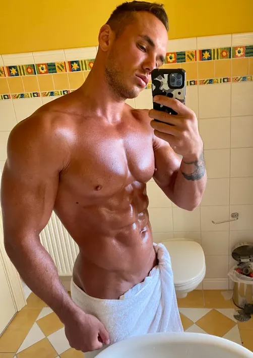 Pumping my arms every day