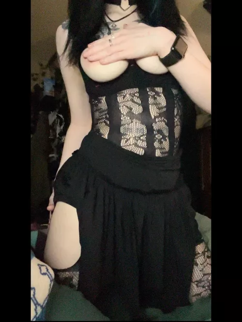 Ready to be your toy 😘