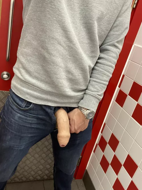 When I pull this out at the urinals