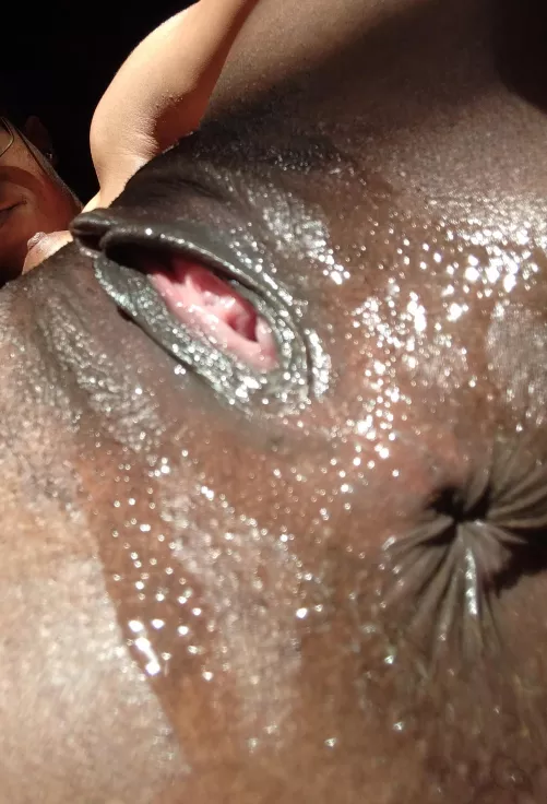 Which hol you sticking your cock in daddy 😈💦🍆