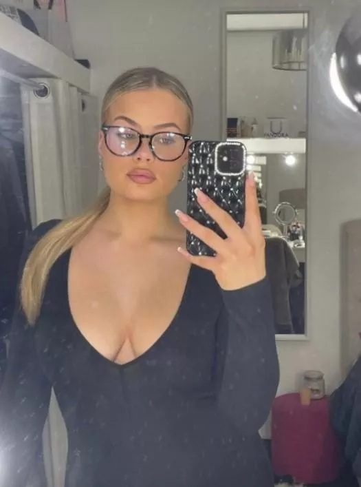 Why wearing a bra when you can look like this?