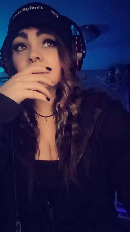 Would you go a round with me ;) [OC]