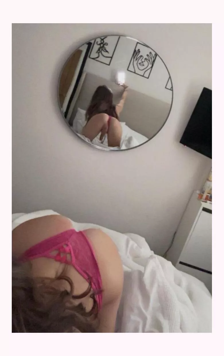 Would you pull out or cum insidf me?