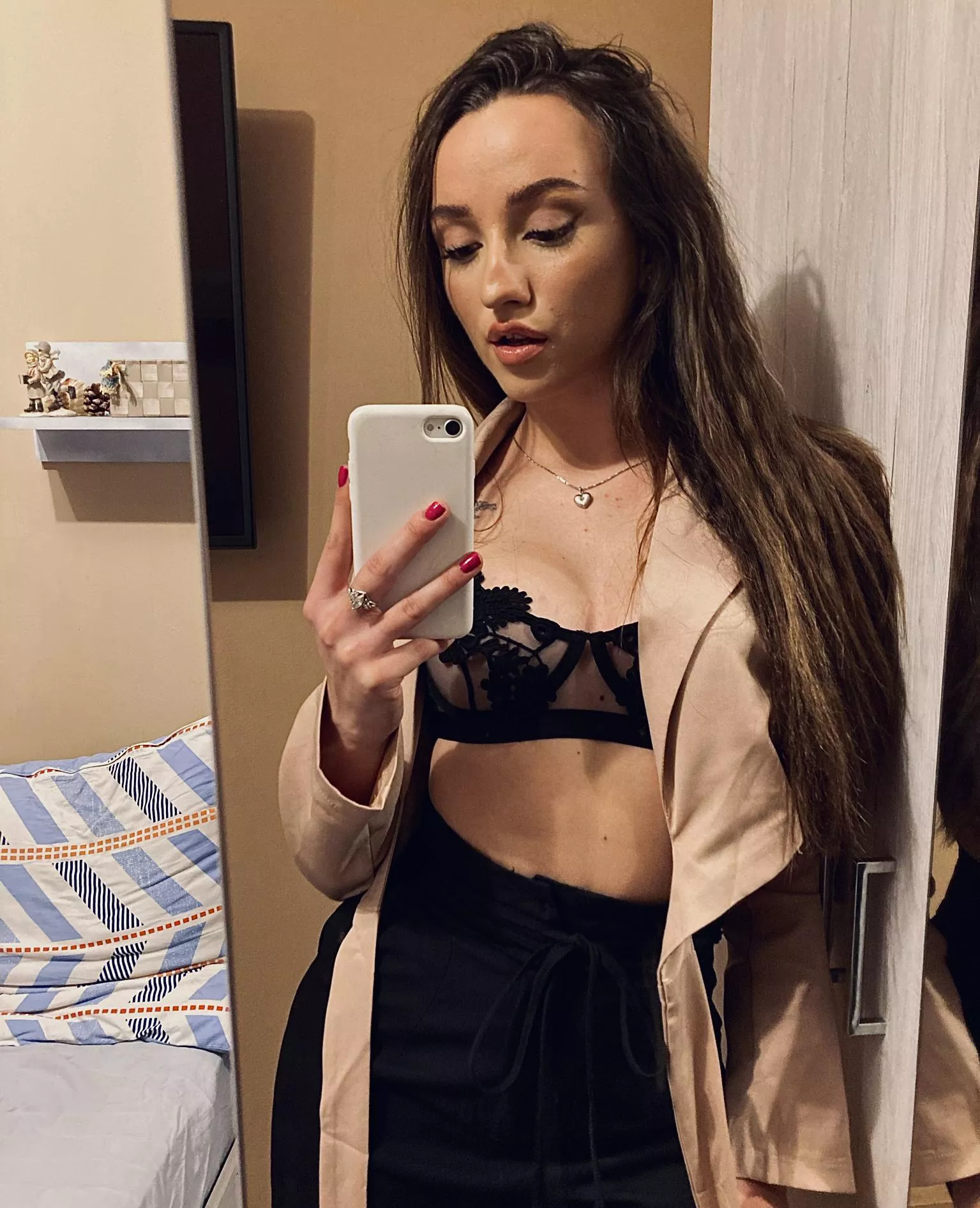 your little 18f princess, or am I wrong 😈🤭