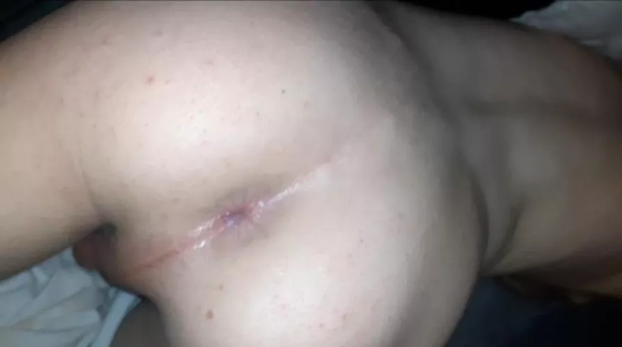 18, anyone interested in talking dirty with me?