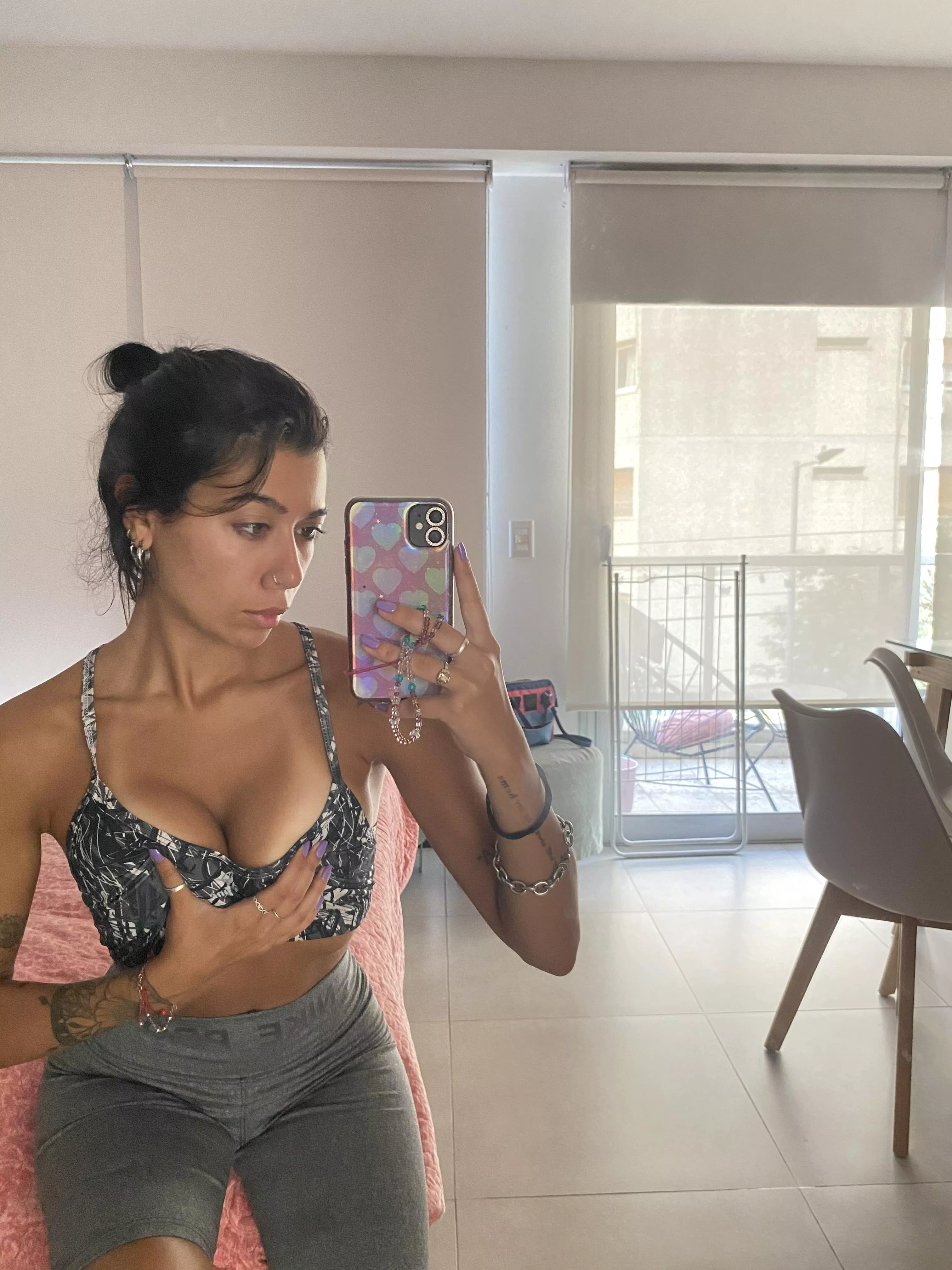 19yo and latina.. do I still have chance for a guy?