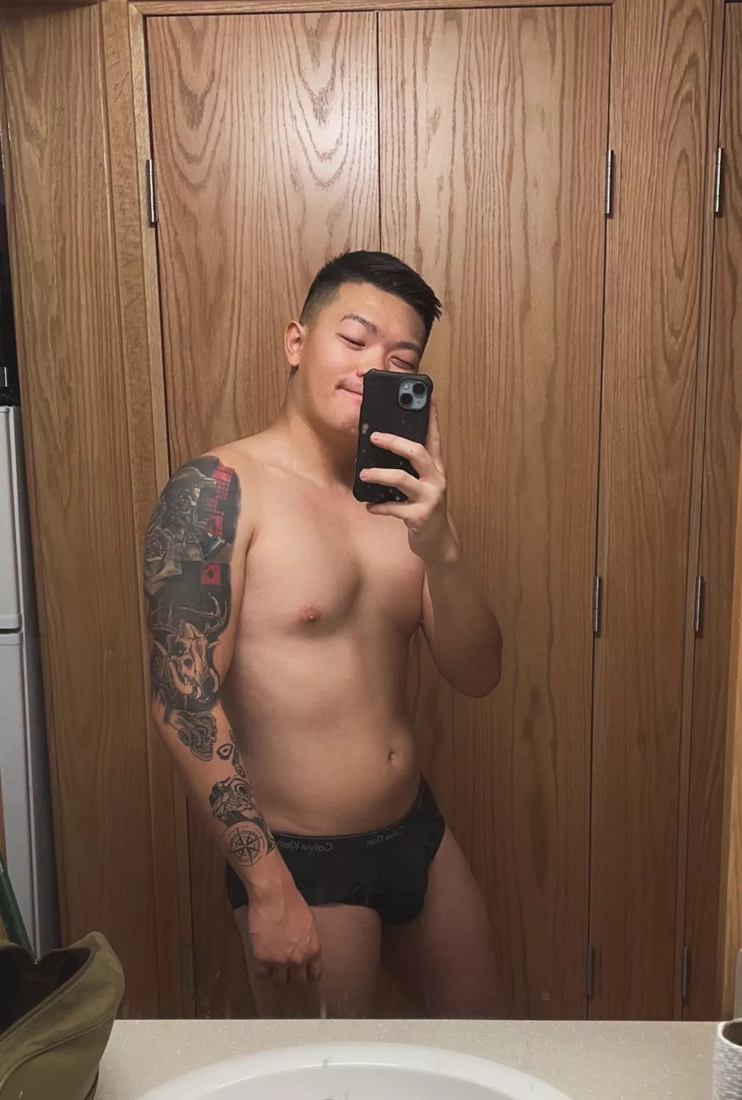 24 bttm show face sc:djhinn24