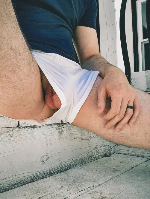 [41] This is the view my friends often get when they come over. 