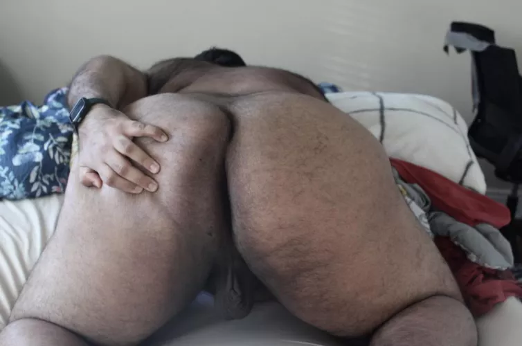 Anyone want breakfast in bed ?