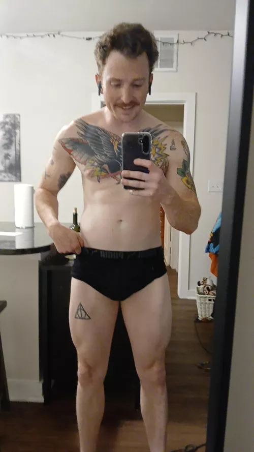 Can I squish your head between my thighs after leg day? [M]