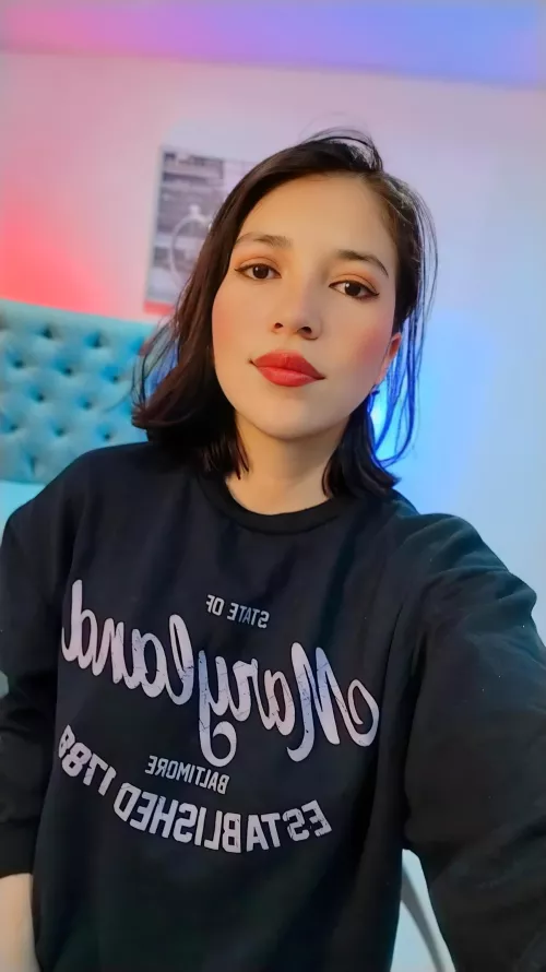 CB: [ lina_bedoya ] yummy Make me reach orgasm! don't stop i beg you! i want to moan and scream nude lovense