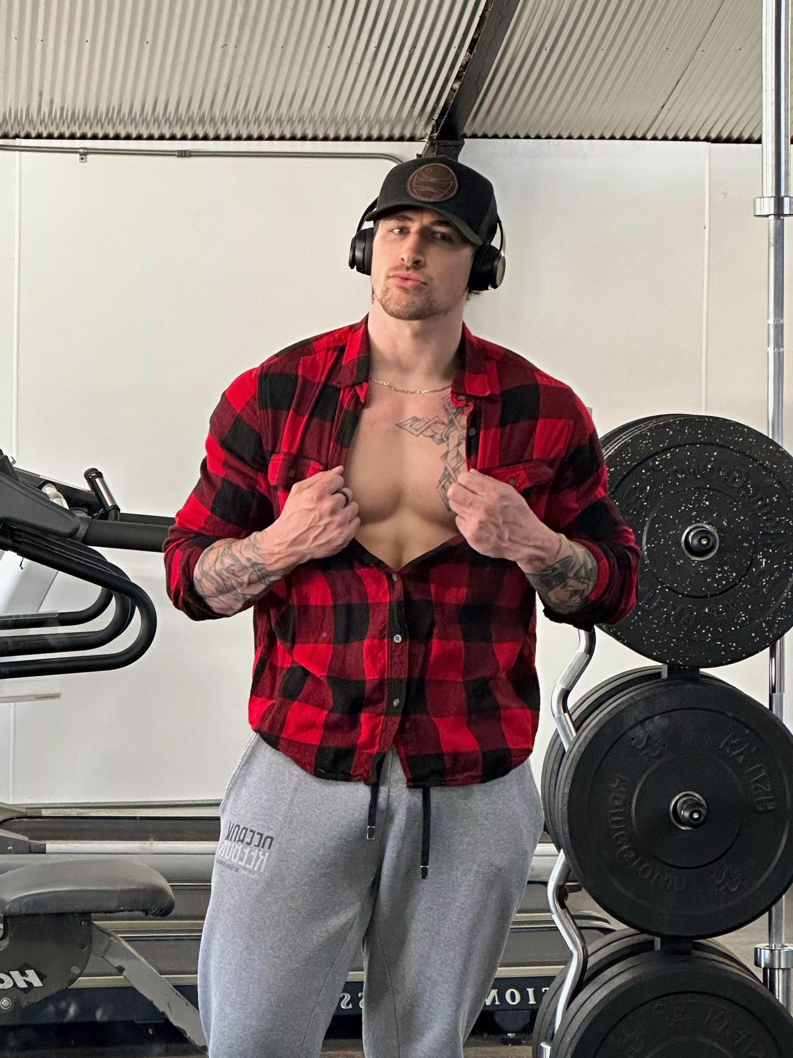 Flannels > tank tops