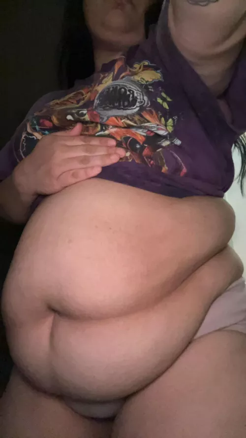 gluttonous hog belly