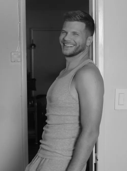 Happy Thursday boys! It’s Friday Eve!