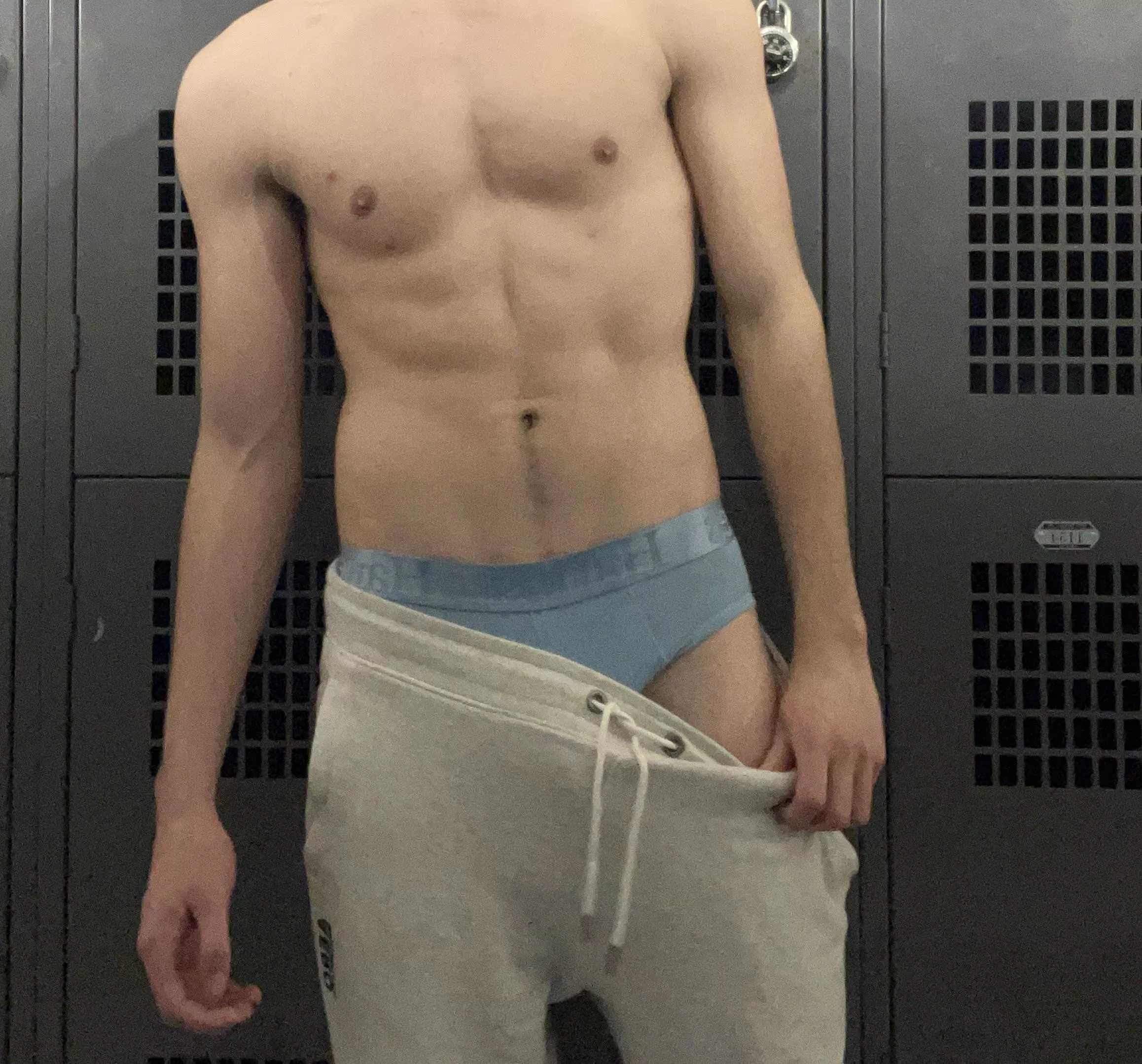 Help me out in my college locker room