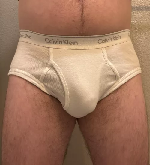 How’s my cock outline in CK tighty whities? 