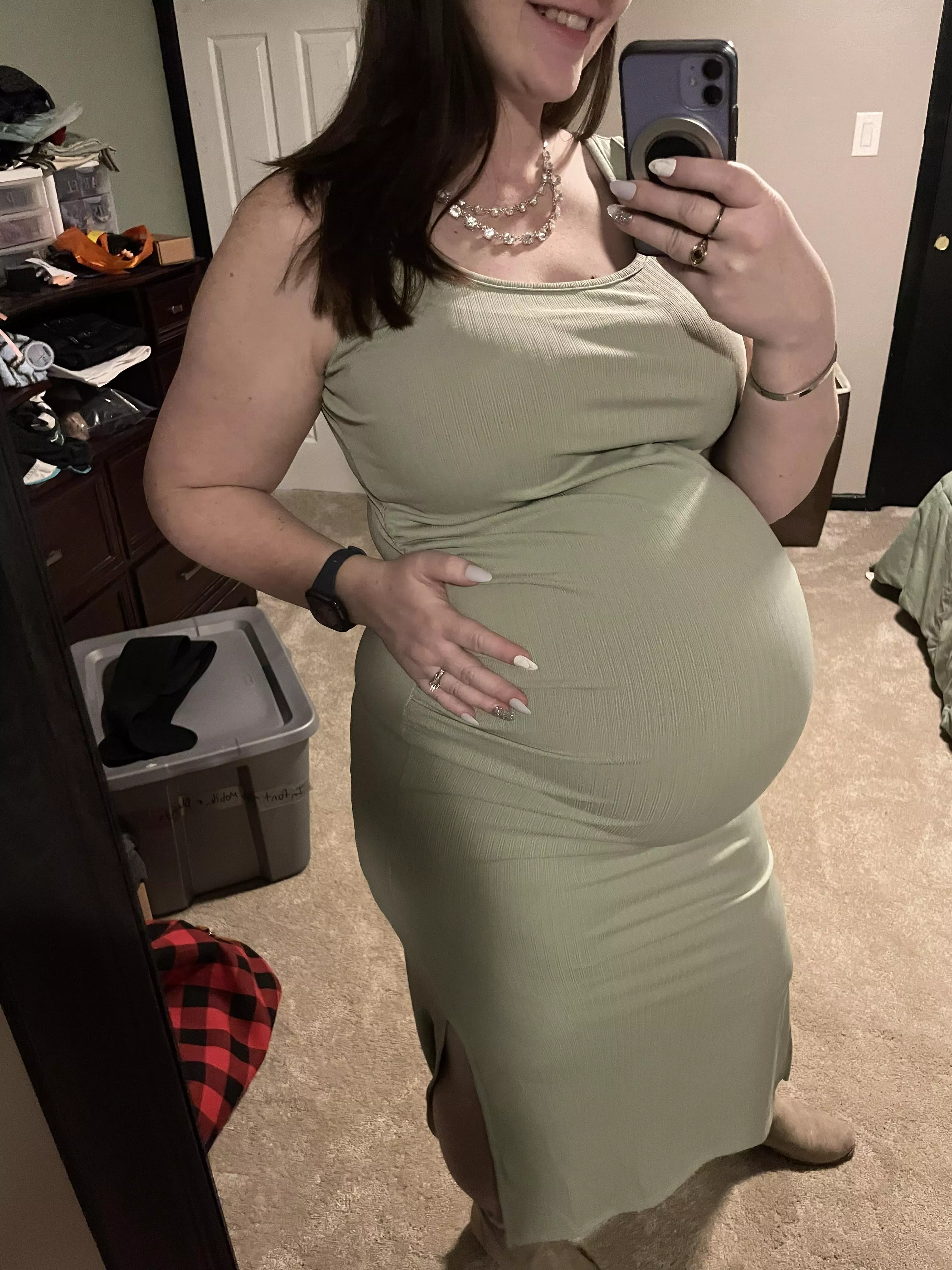 I got all dressed up and felt pretty :) preggo with twins!