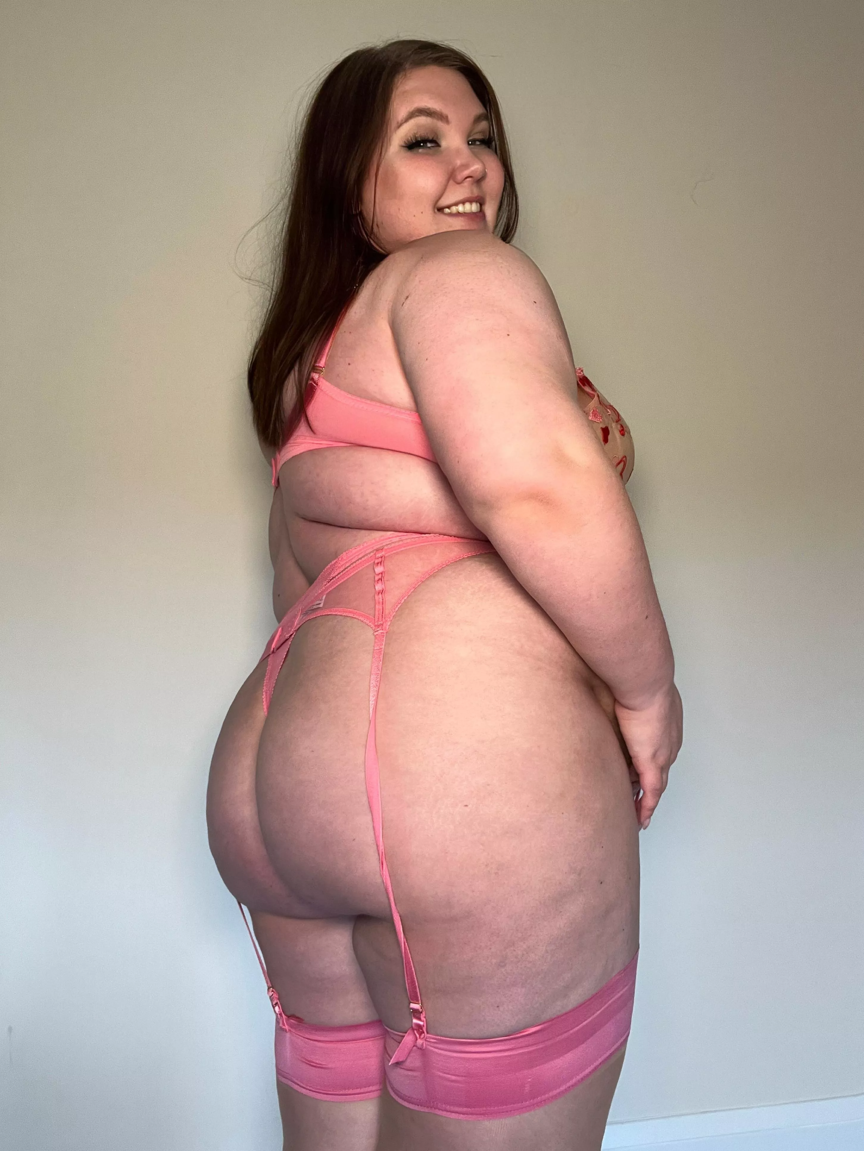 I wanna smother you with my ass
